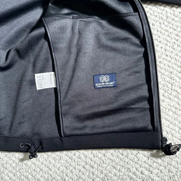 Kolon Sport Men's Hooded Black Jacket - Picture 9 of 9